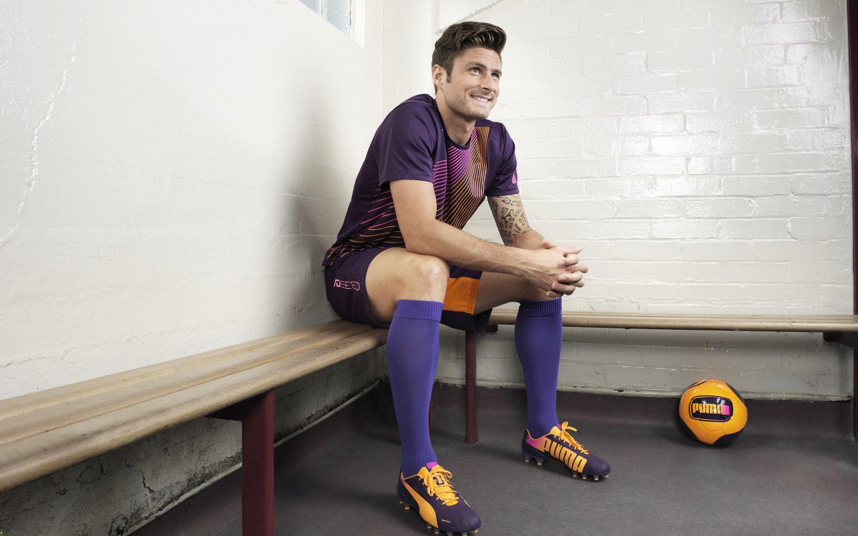 英超争冠白热化,曼城、阿森纳、利物浦三强鏖战,悬念持续至末轮