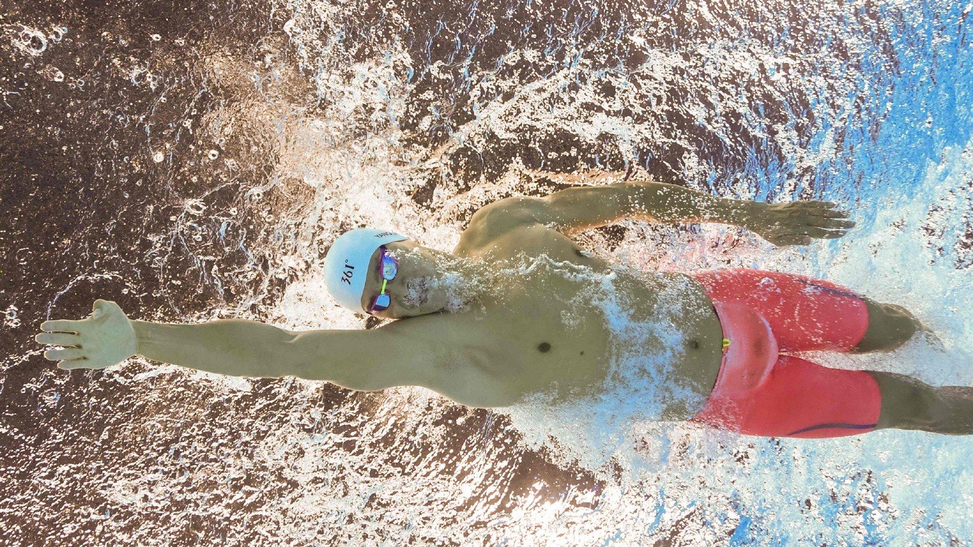 【彩客网竞彩足球】体育经济热潮席卷全球，赛事商业化与产业升级