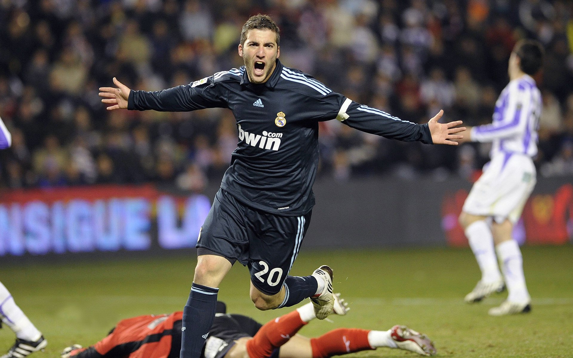 电竞世界杯落幕,中国战队斩获英雄联盟全球总冠军